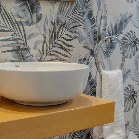 Katya By Villalize ヴィラ *